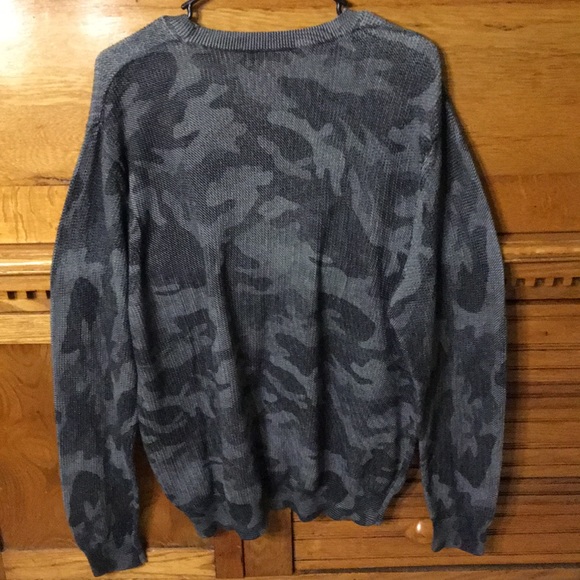 Michael Kors Grey Knit Camo Sweater Host Pick - Picture 5 of 12